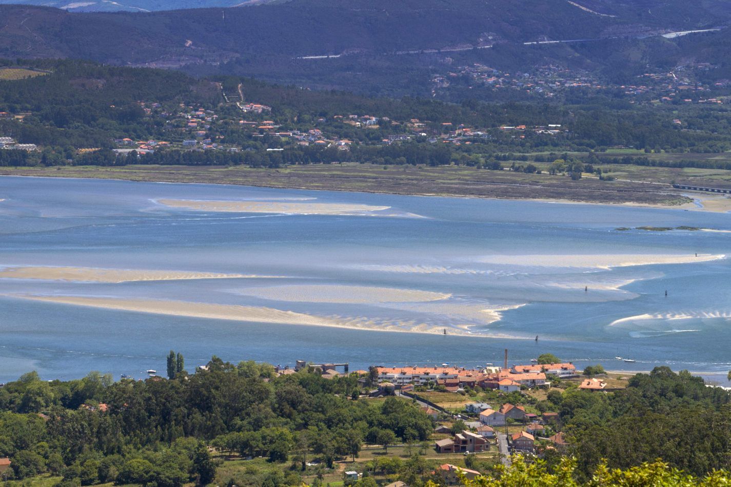 Storvandre: Santa Trega