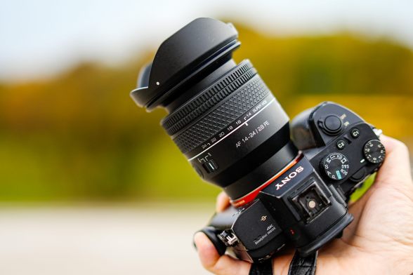 Samyang AF 14 24mm f 2 8 Sony FE Fantastic Lens With A Catch Full Review