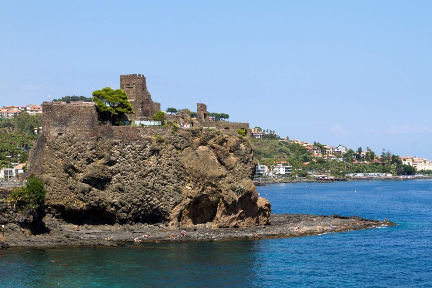 Storvandre: Aci Trezza