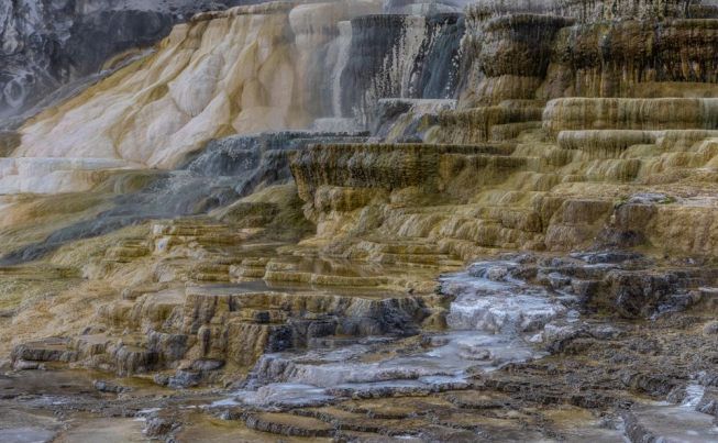 Gardiner Yellowstone NP Mammoth Hot Springs