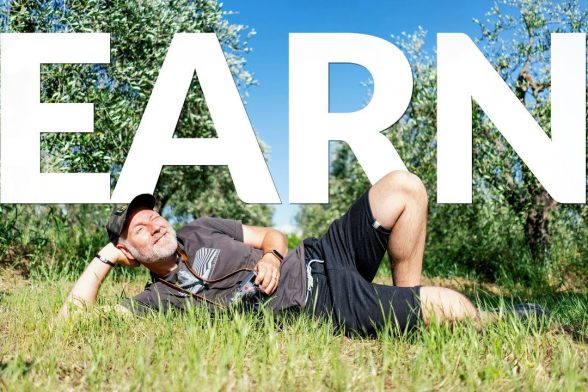 How to Make Money as a Travel Photographer earn while traveling sell your photos