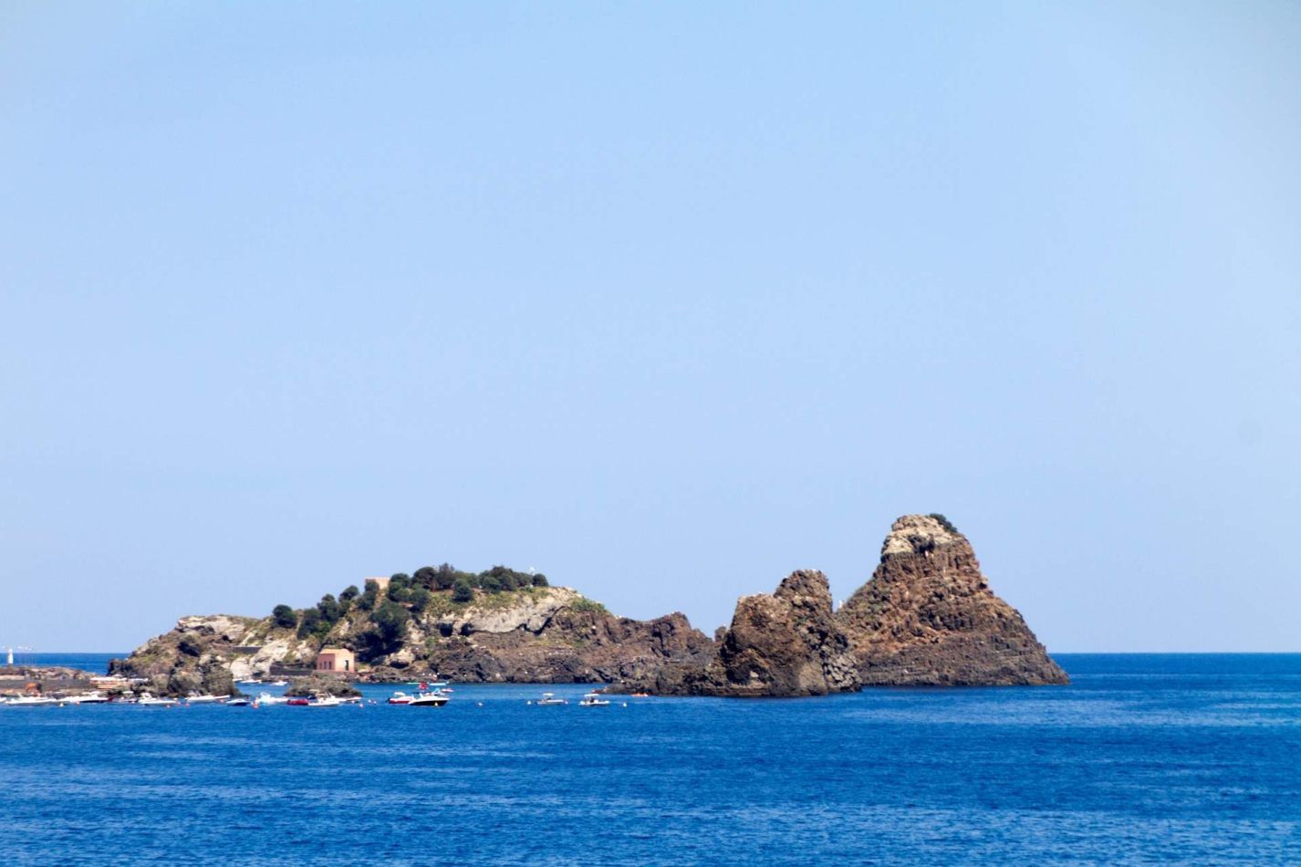 Storvandre: Aci Trezza