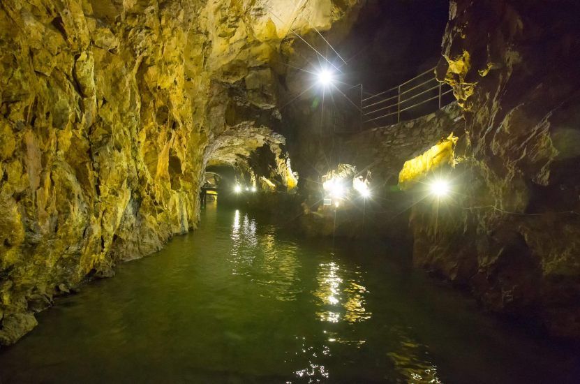 Włodarz - podziemne miasto