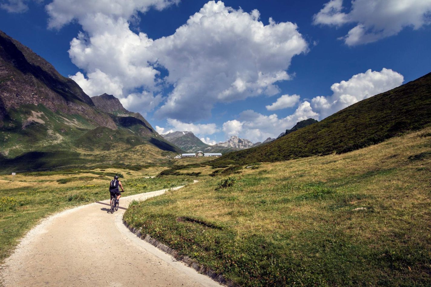 Storvandre: Ritom Lake