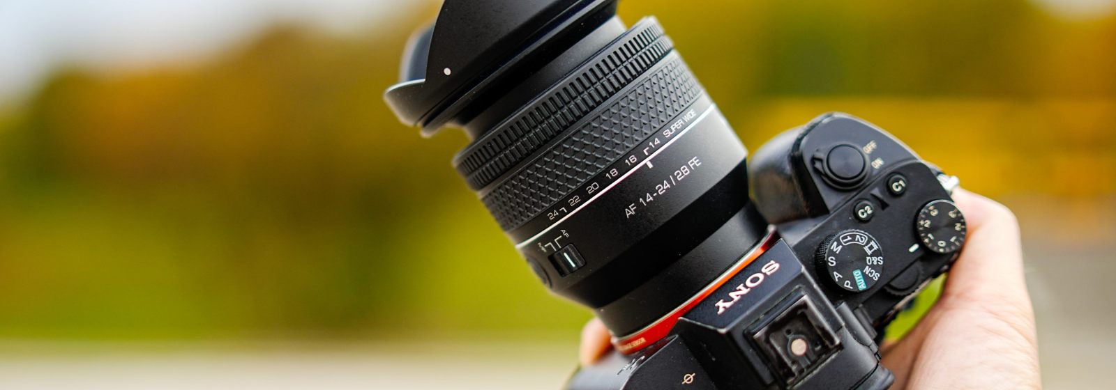Samyang AF 14 24mm f 2 8 Sony FE Fantastic Lens With A Catch Full Review